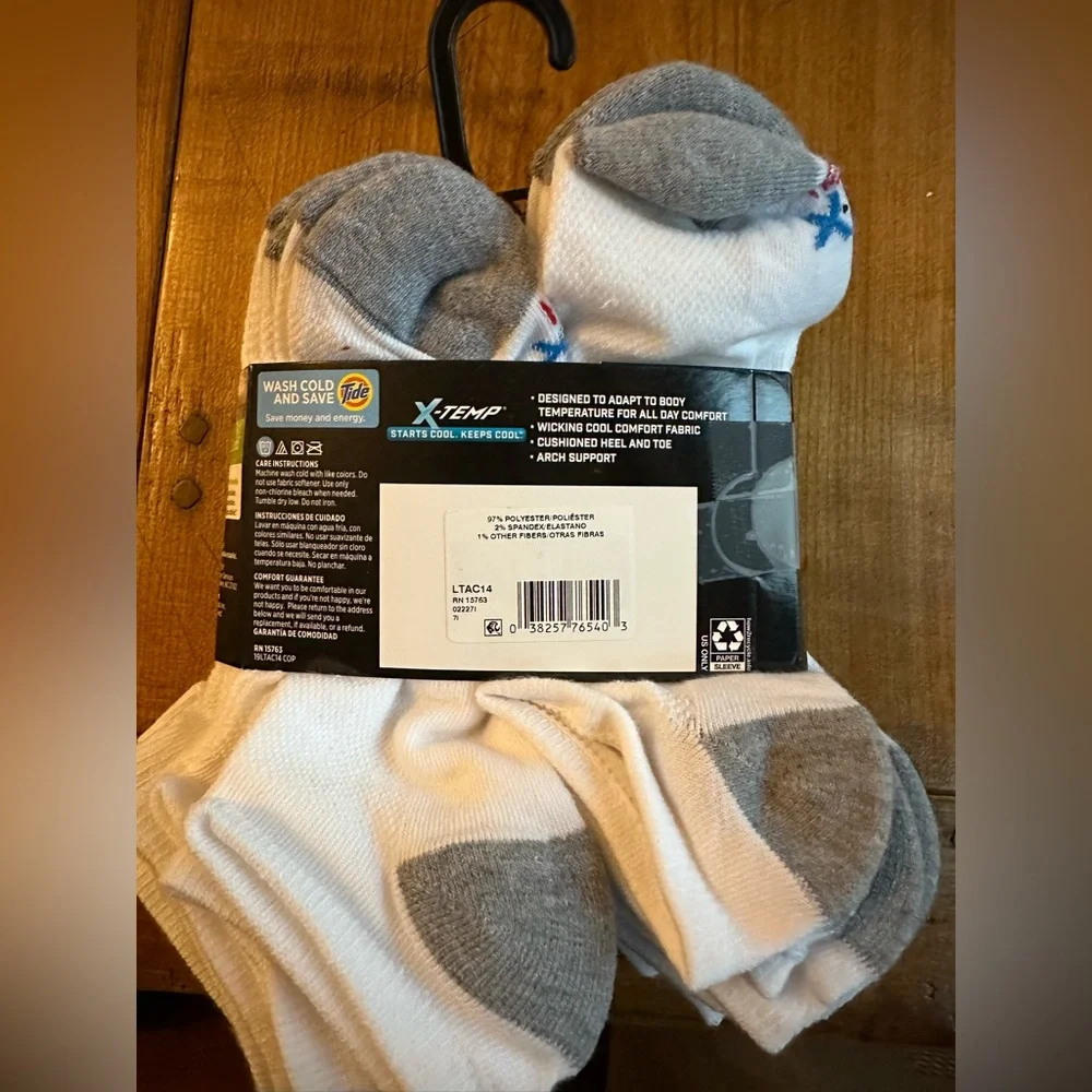 Hanes Lightweight low cut socks - Picture 4 of 4